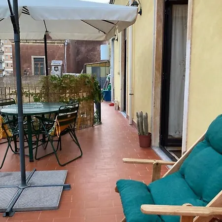 L'oasi Di Sofia Turistico Etnea Cavour Bellini Appartement Catane